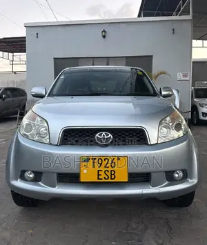 Toyota Rush 1.5 RWD 2010 Silver