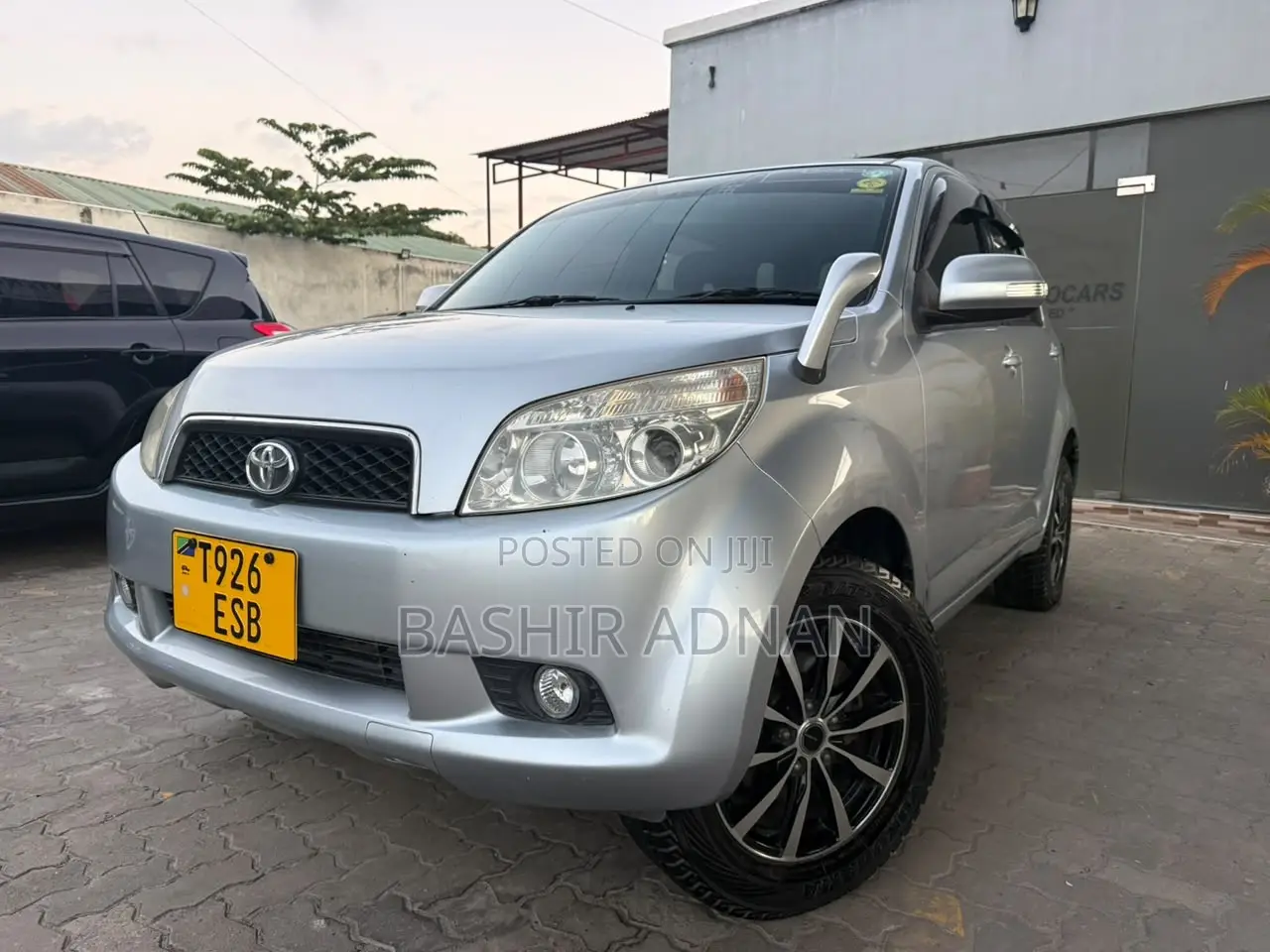 Toyota Rush 1.5 RWD 2010 Silver
