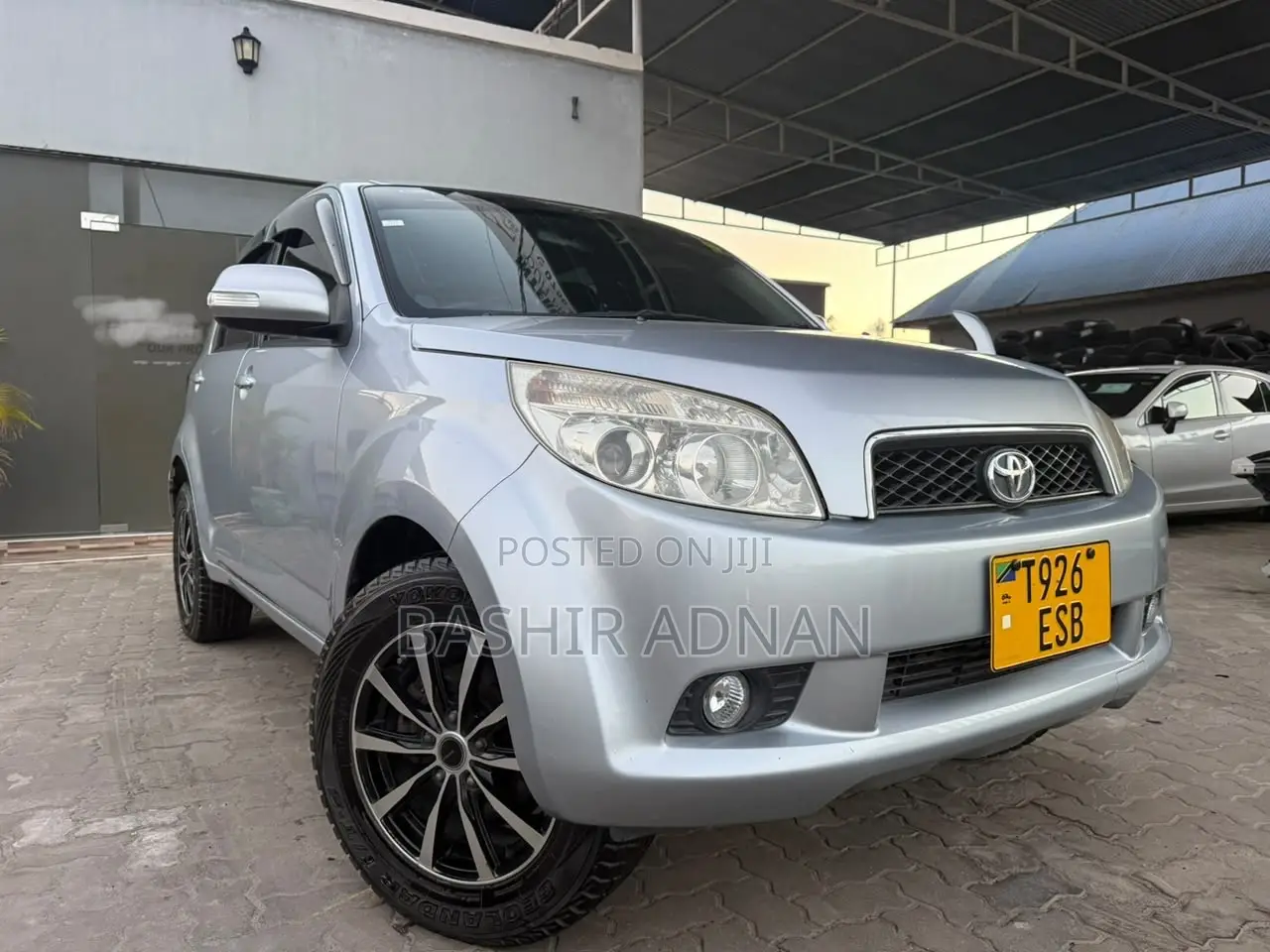 Toyota Rush 1.5 RWD 2010 Silver