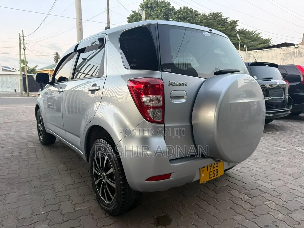 Toyota Rush 1.5 RWD 2010 Silver