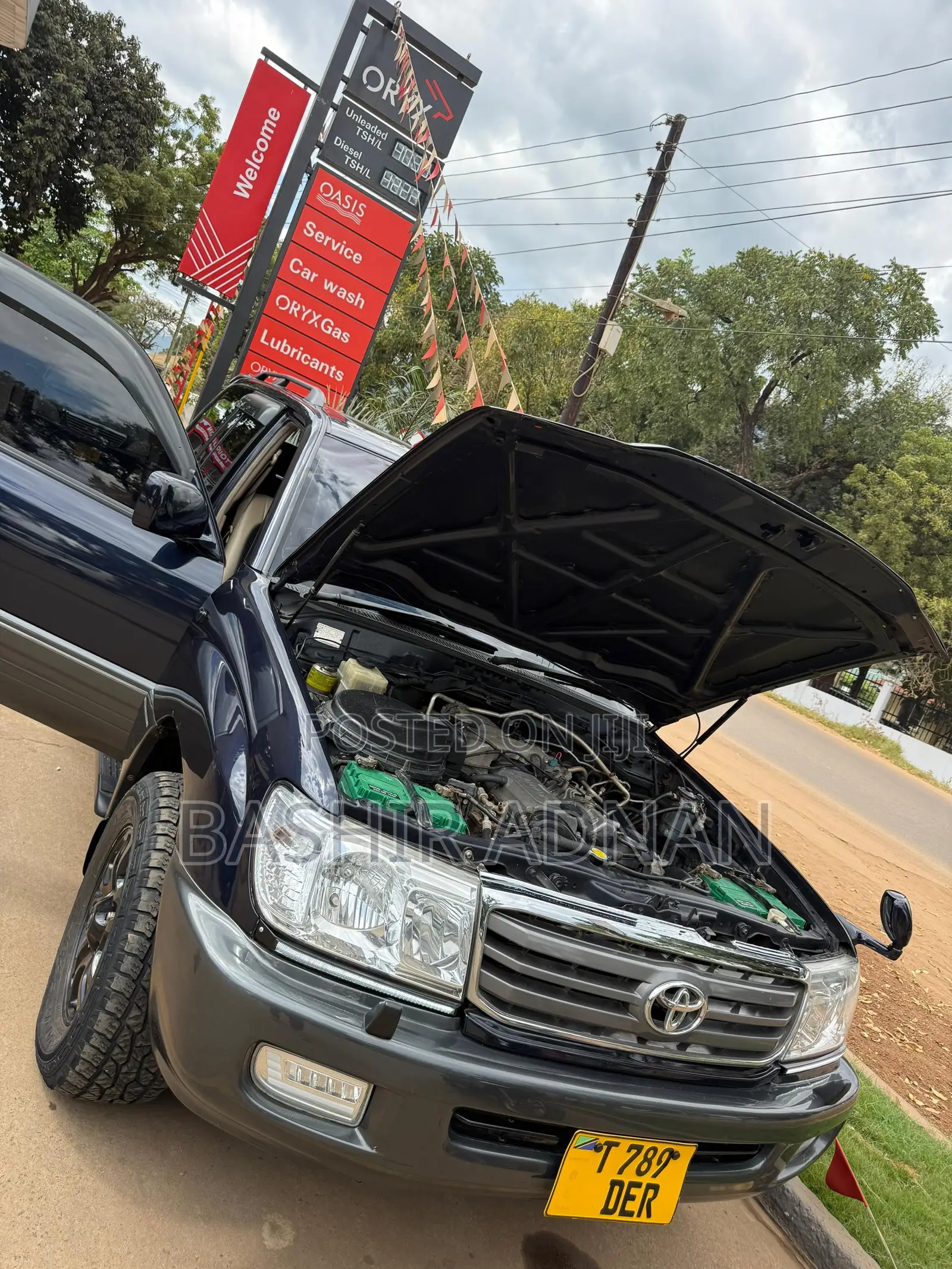 Toyota Land Cruiser 100 4.2 TD Executive 2004 Black