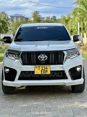 Toyota Land Cruiser Prado 2.7 i 2010 White