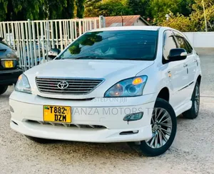 Toyota Harrier 2006 White
