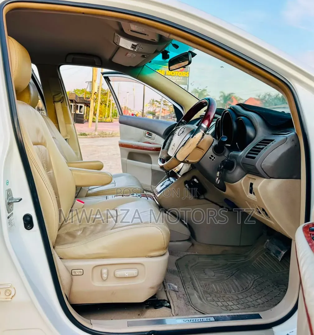 Toyota Harrier 2006 White