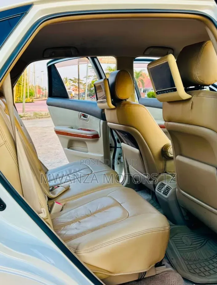 Toyota Harrier 2006 White
