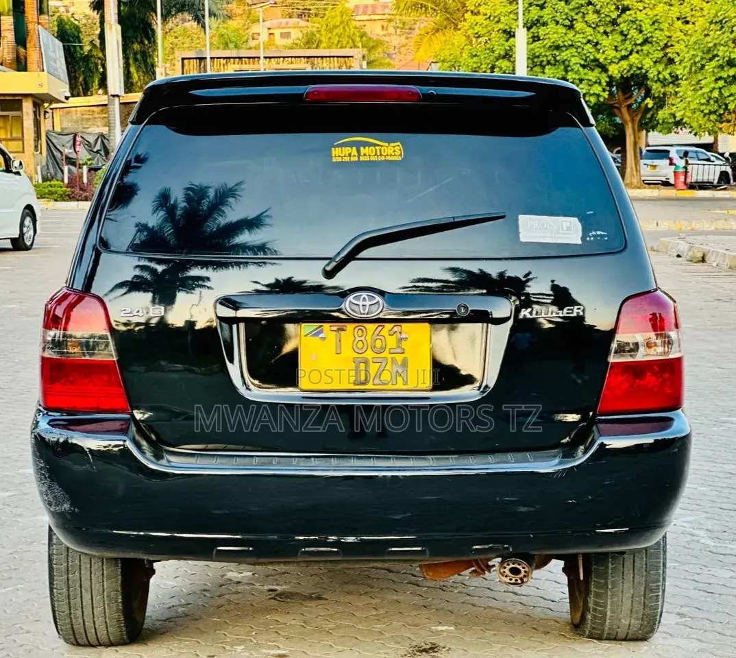Toyota Kluger 2004 Black
