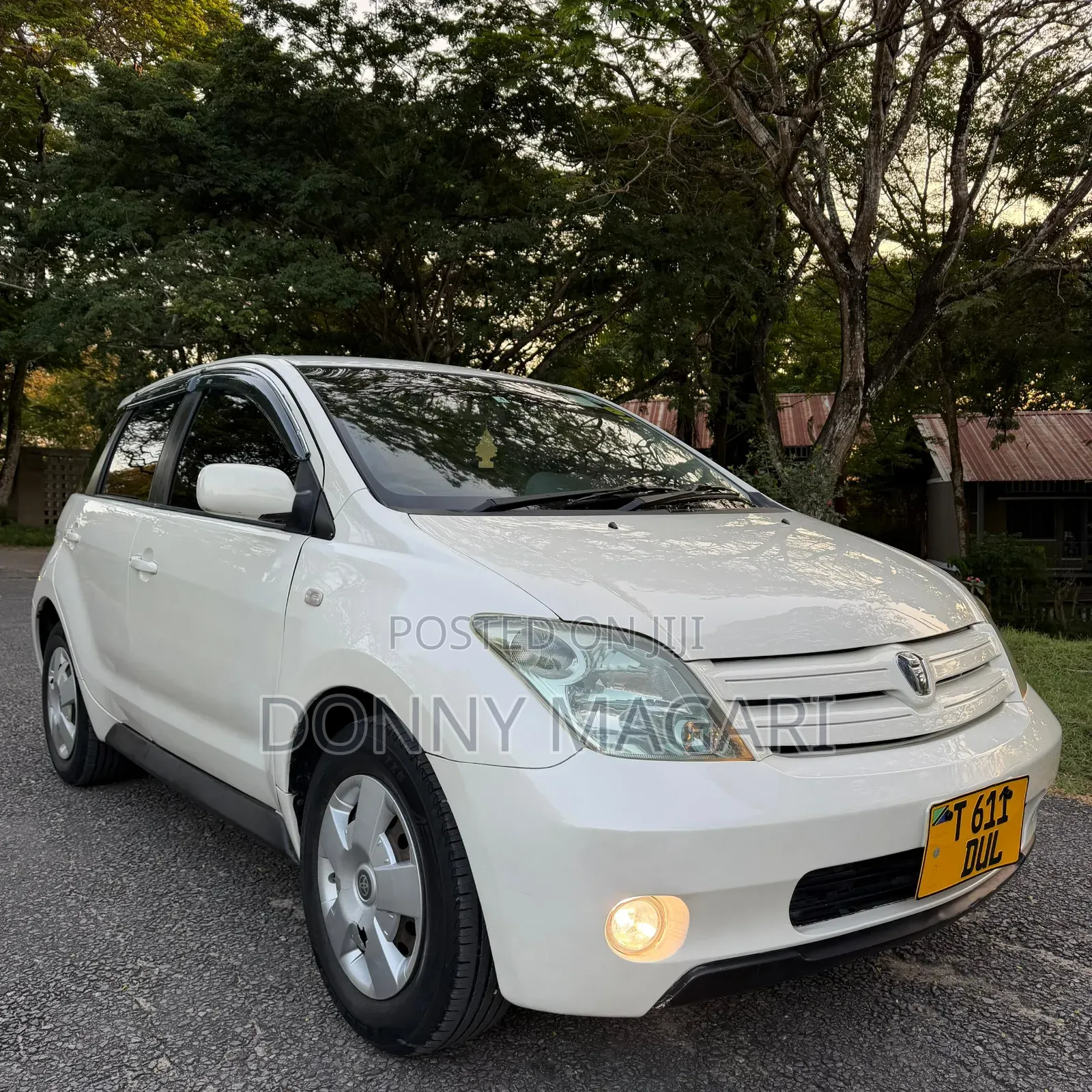 Toyota IST 2005 White