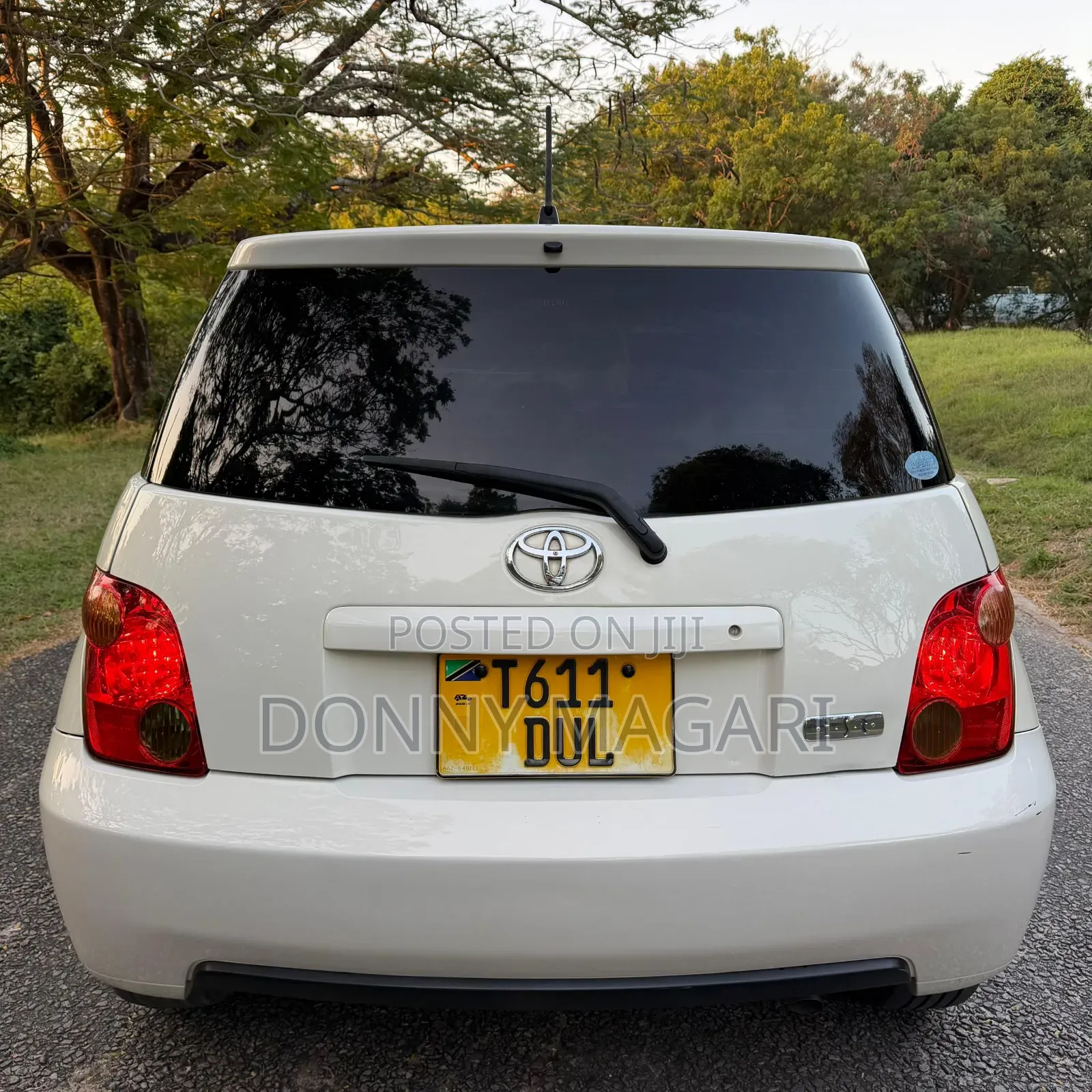 Toyota IST 2005 White