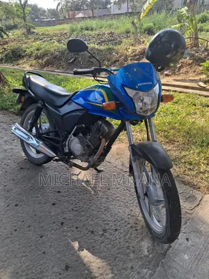 Honda CB 2020 Blue