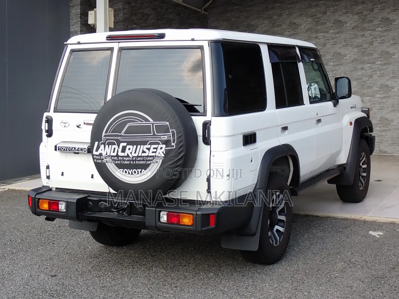 Toyota Land Cruiser 76 Series 2024 White
