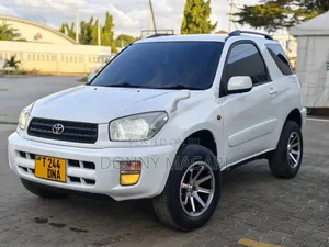 Toyota RAV4 2007 White