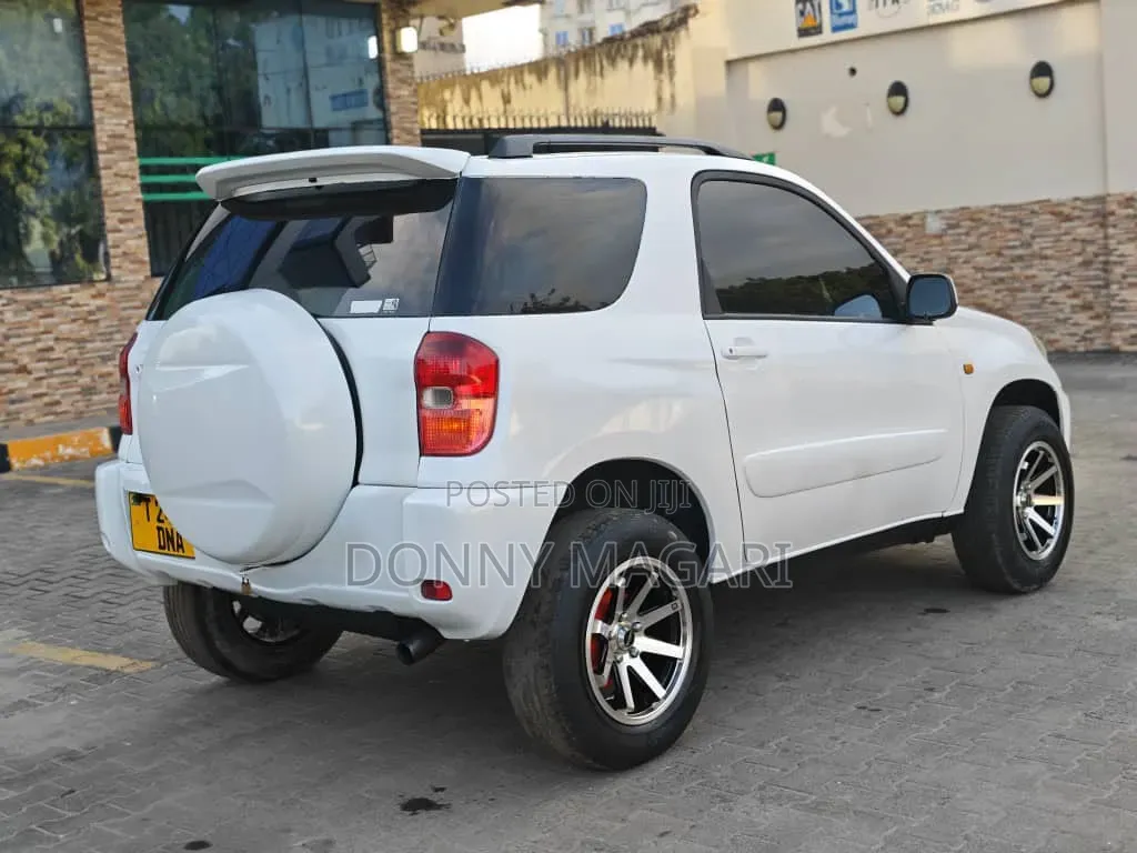 Toyota RAV4 2007 White