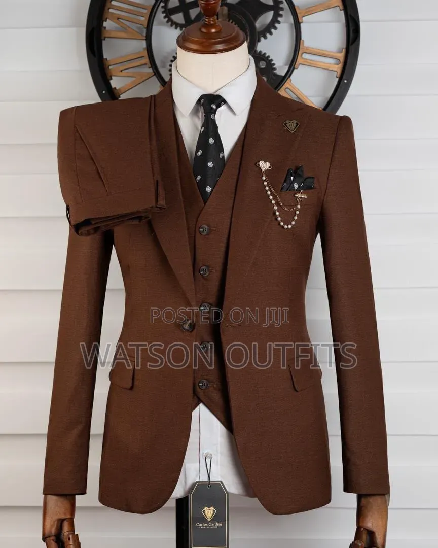 Men's Suits Mixed Colours Mixed Designs Materials Very Classic