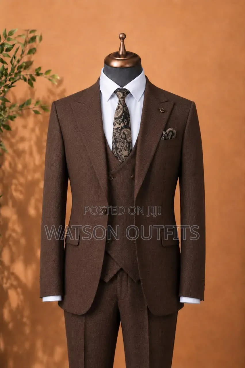 Men's Suits Mixed Colours Mixed Designs Materials Very Classic