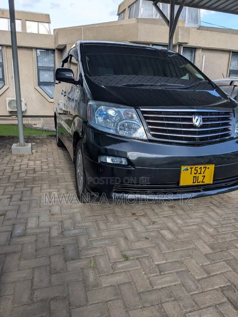 Toyota Alphard 2004 Black