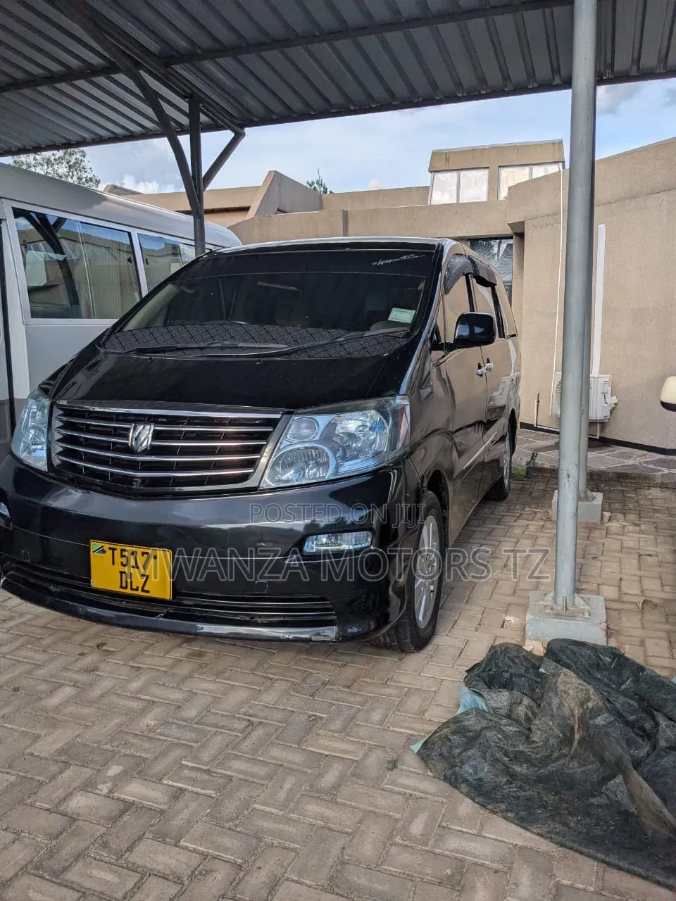 Toyota Alphard 2004 Black