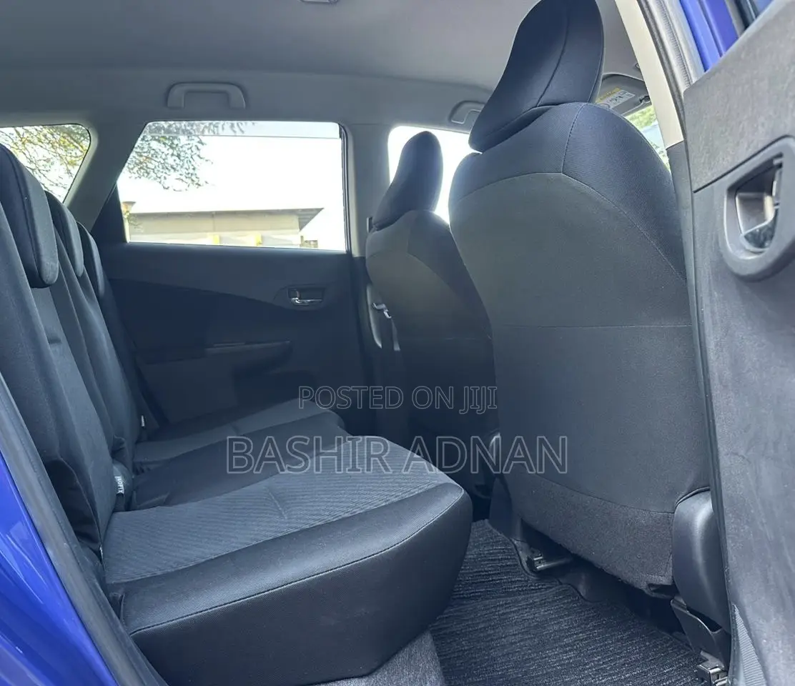 Toyota Ractis 1.5 FWD 2010 Blue