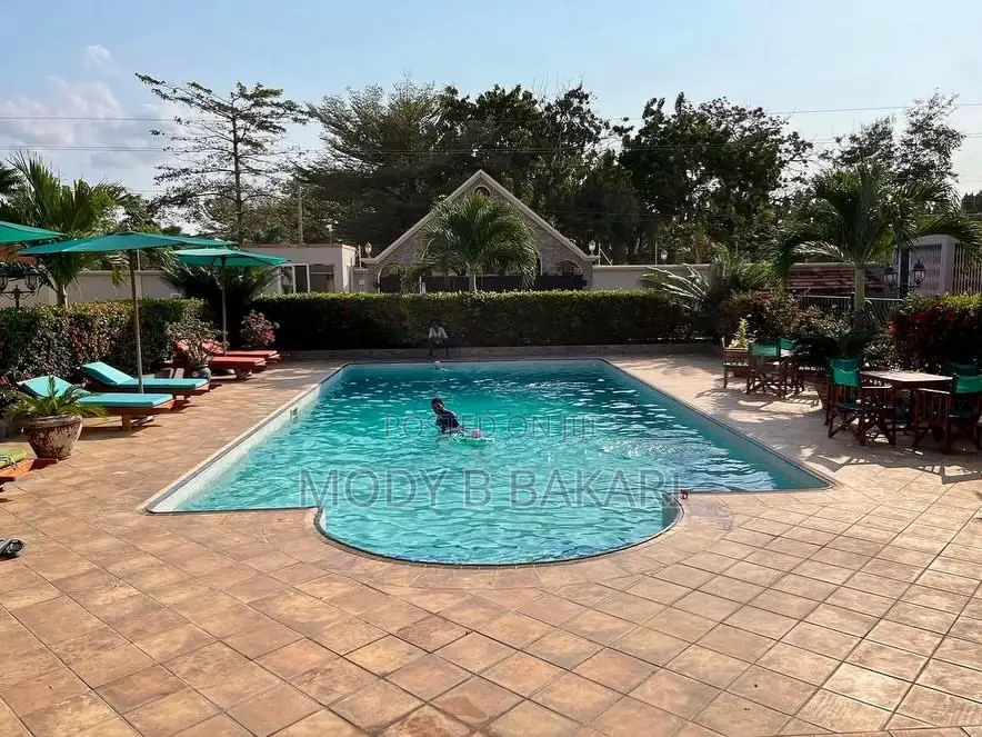 Furnished 4bdrm Villa in Oyster Bay for rent