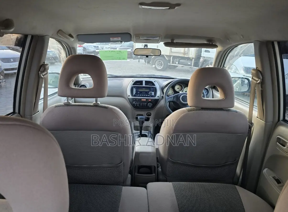 Toyota RAV4 Automatic 2000 Gold