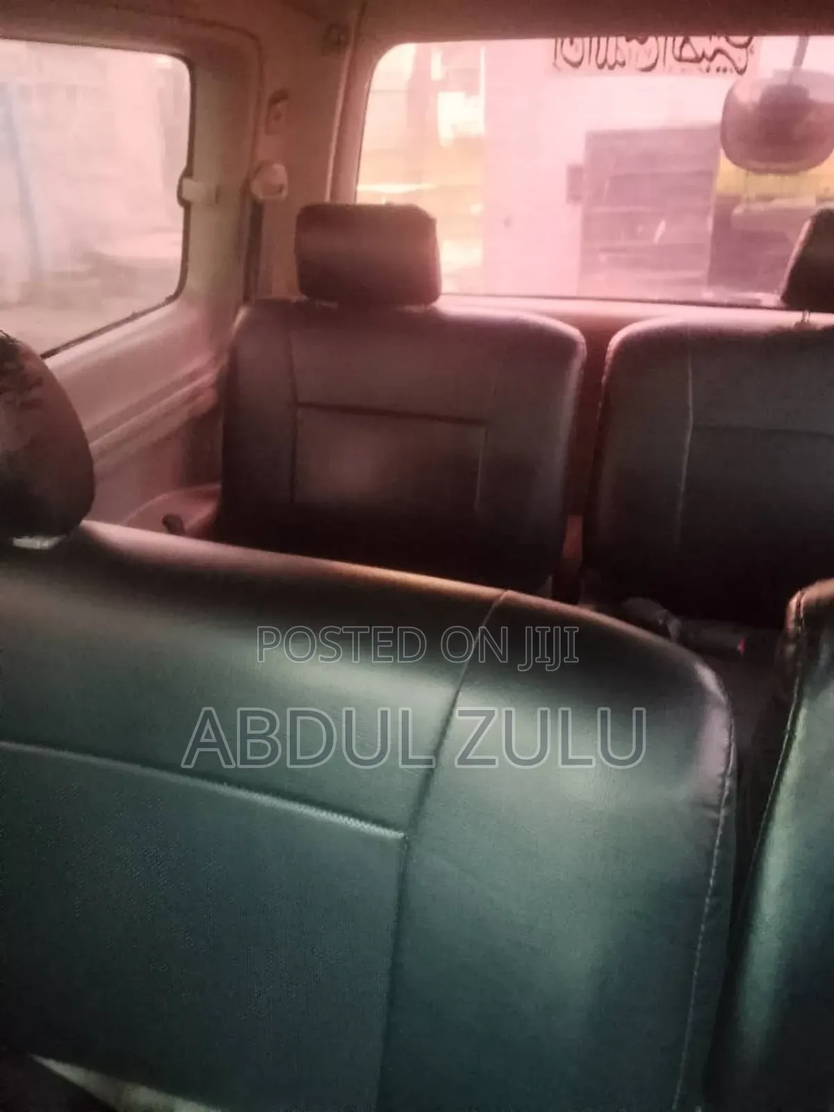 Toyota Noah 2001 White