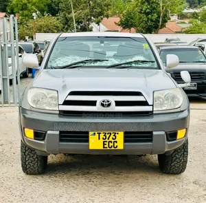 Toyota Hilux Surf 2004 Beige