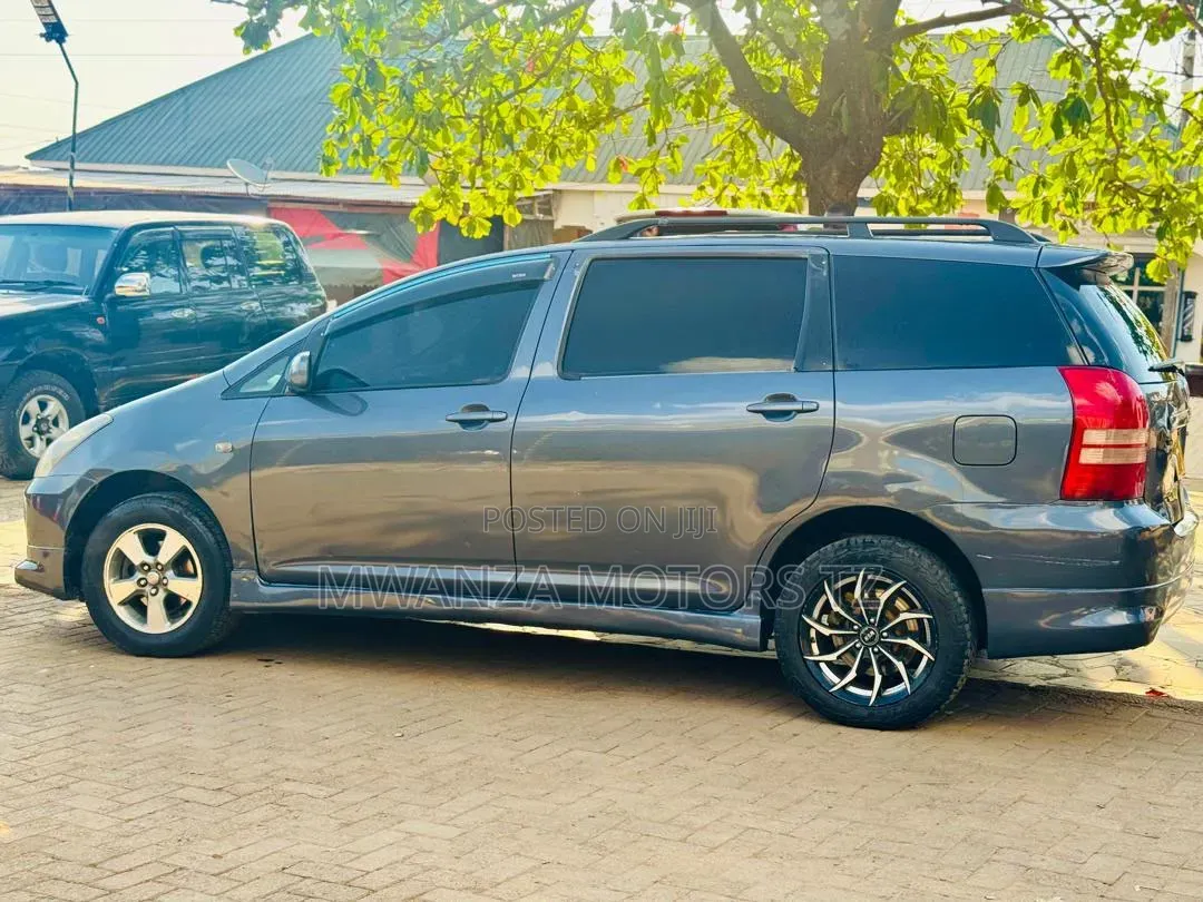 Toyota Wish 2003 Gray