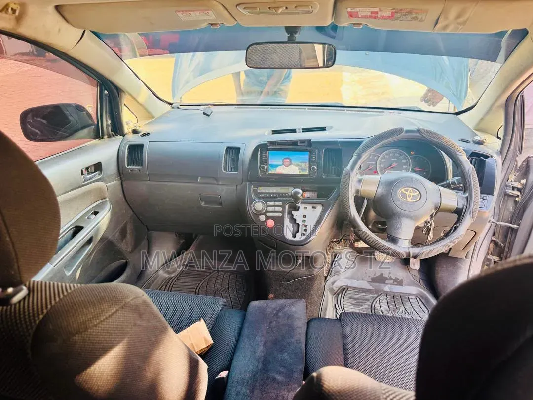 Toyota Wish 2003 Gray