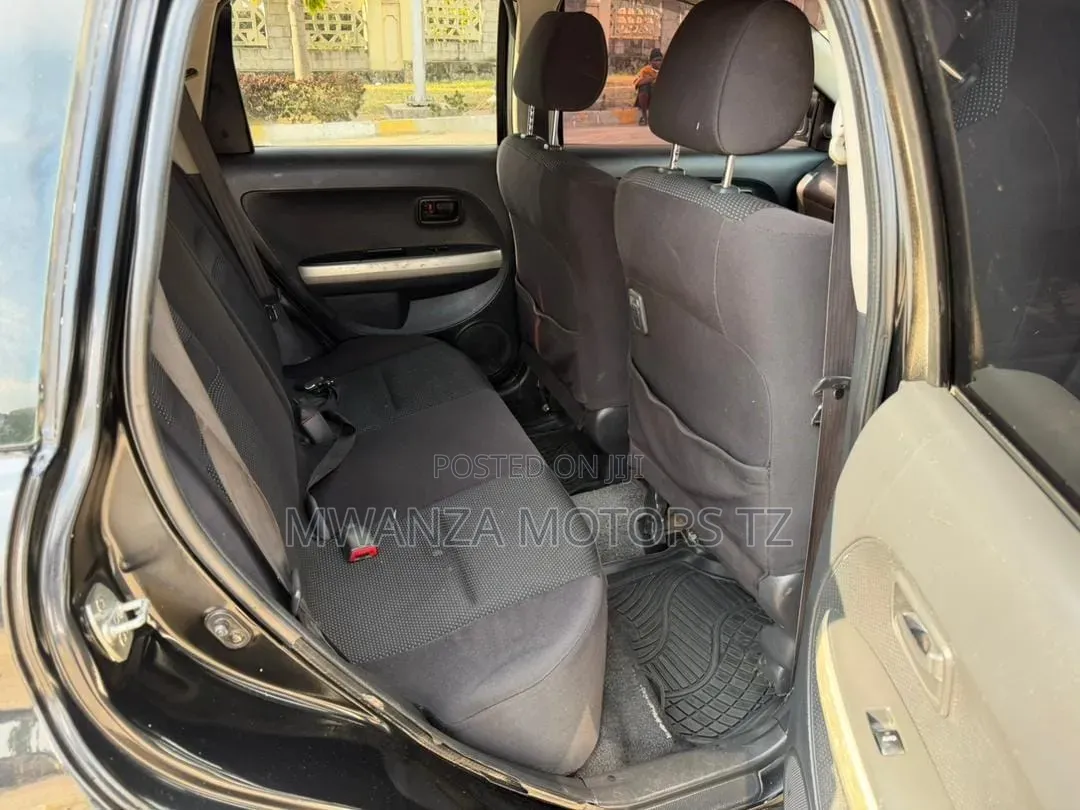 Toyota IST 2005 Black