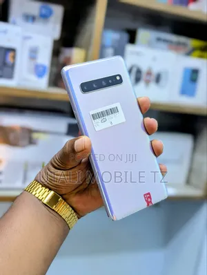 Samsung Galaxy S10 5G 256 GB Silver