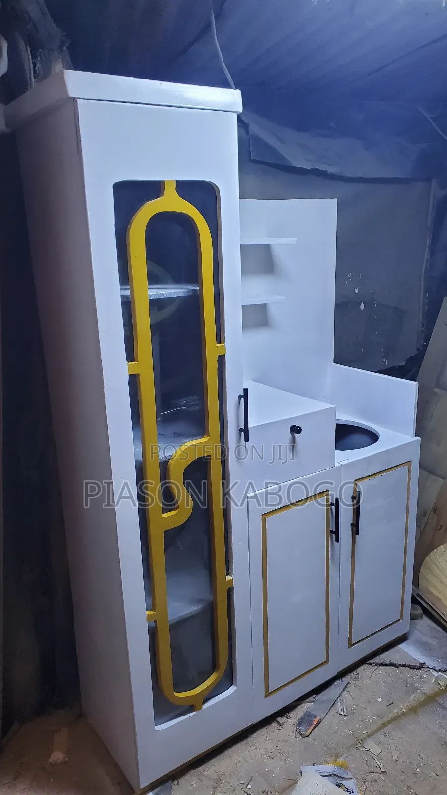 Kitchen Cabinet