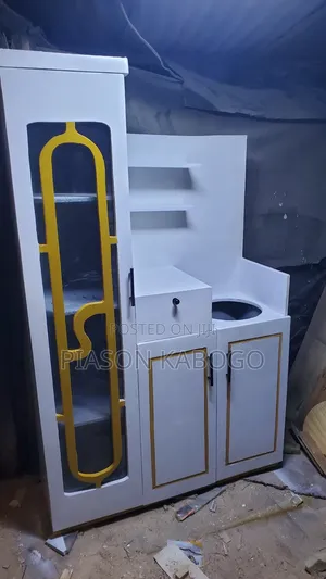 Kitchen Cabinet