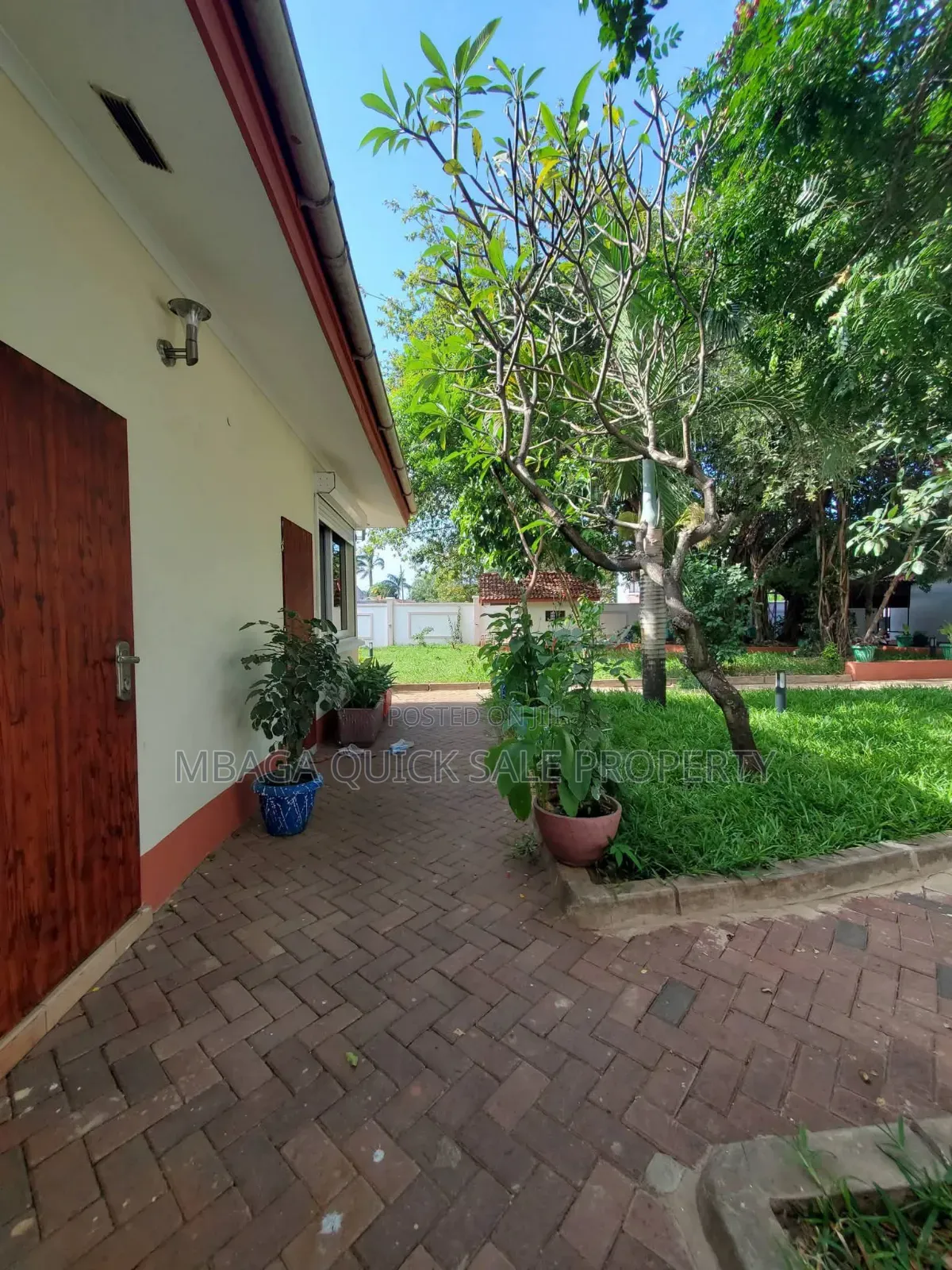 3bdrm House in Masaki for rent