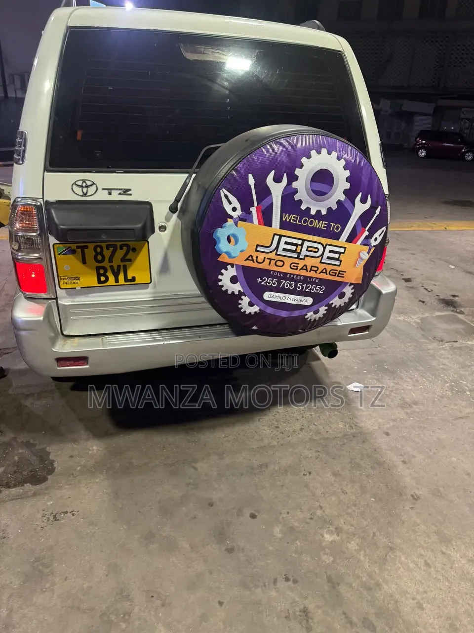Toyota Land Cruiser Prado 1996 White