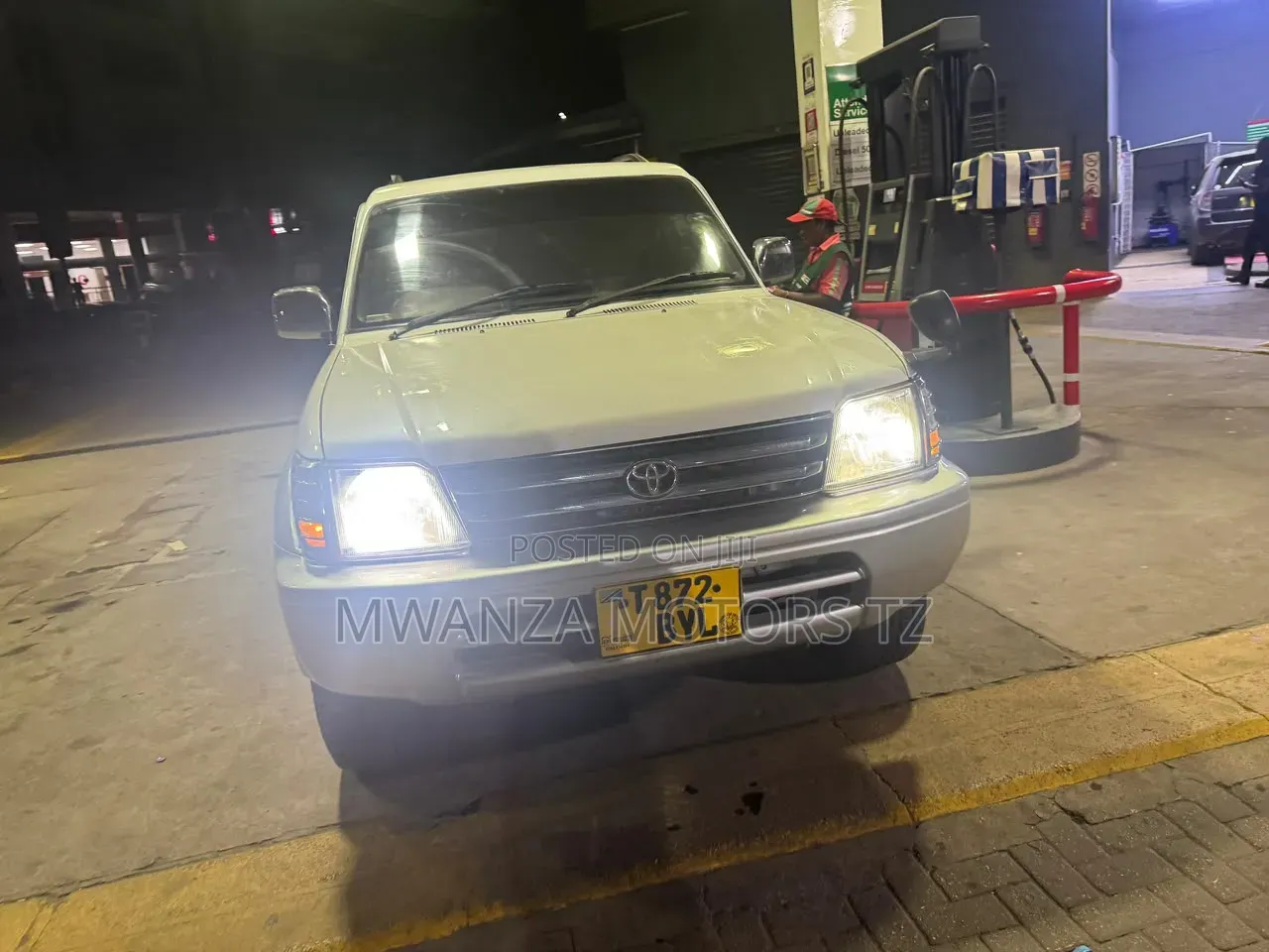 Toyota Land Cruiser Prado 1996 White