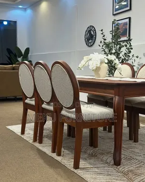 Classic Dining Table