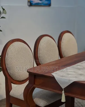 Classic Dining Table