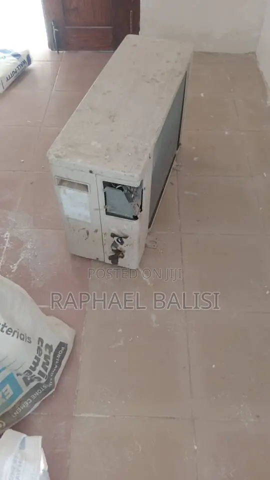 Selling Air Conditioner