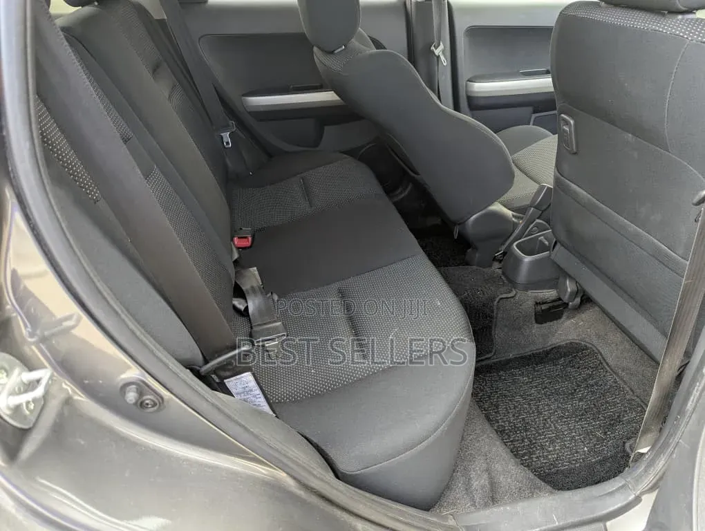 Toyota IST 2004 Gray