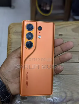 New Tecno Camon 50 Pro 256 GB Orange