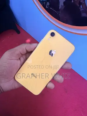 Apple iPhone XR 64 GB Yellow