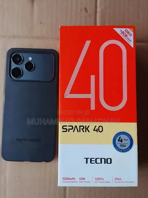 New Tecno Spark 40 128 GB Silver