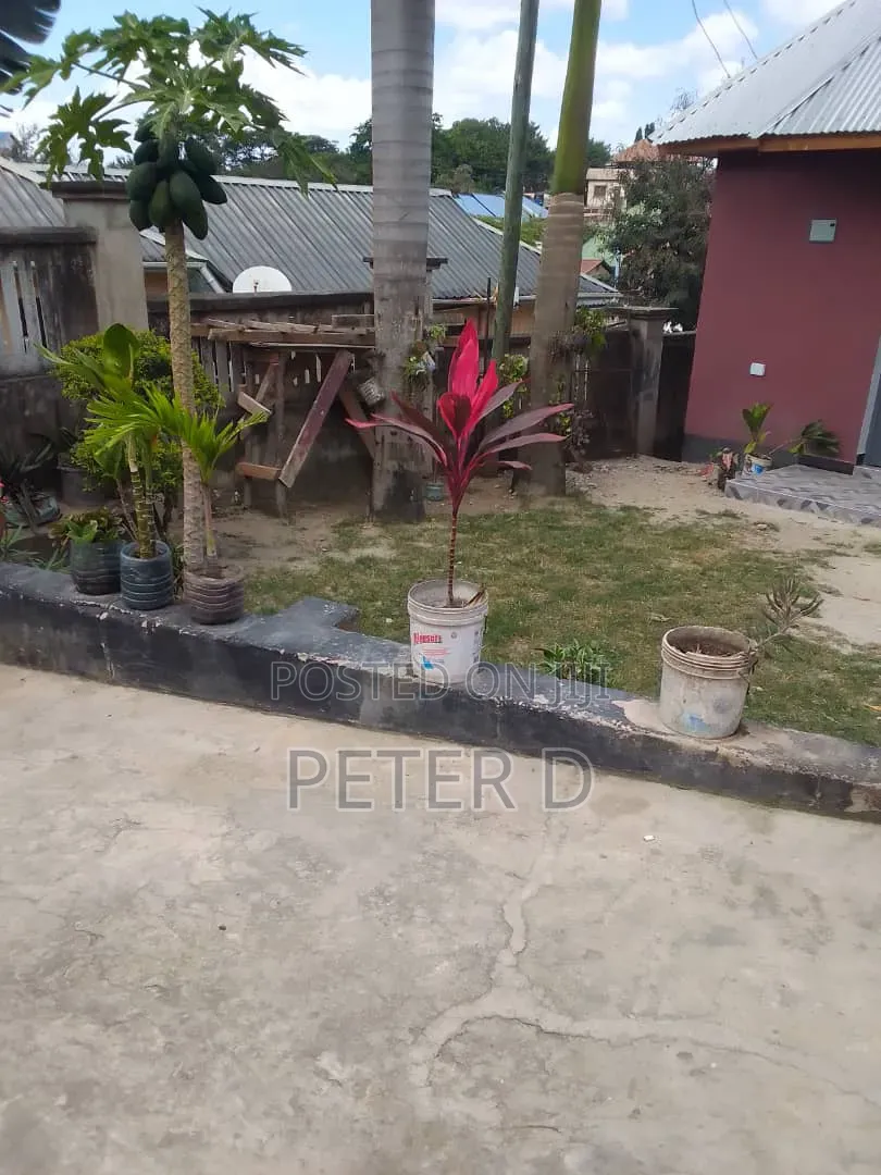 Furnished 1bdrm Apartment in Kimara for rent