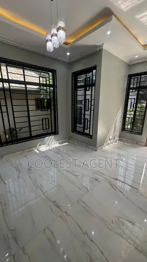2bdrm House in Coolest Estate for rent