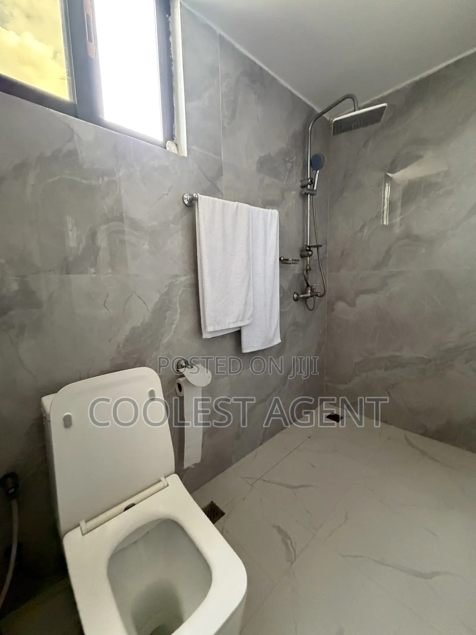 Furnished 2bdrm Apartment in Coolest Estate, Oyster Bay for rent