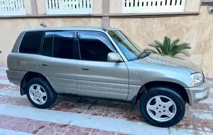 Toyota RAV4 Automatic 2000 Silver