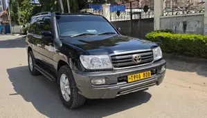 Toyota Land Cruiser 100 4.2 2006 Black