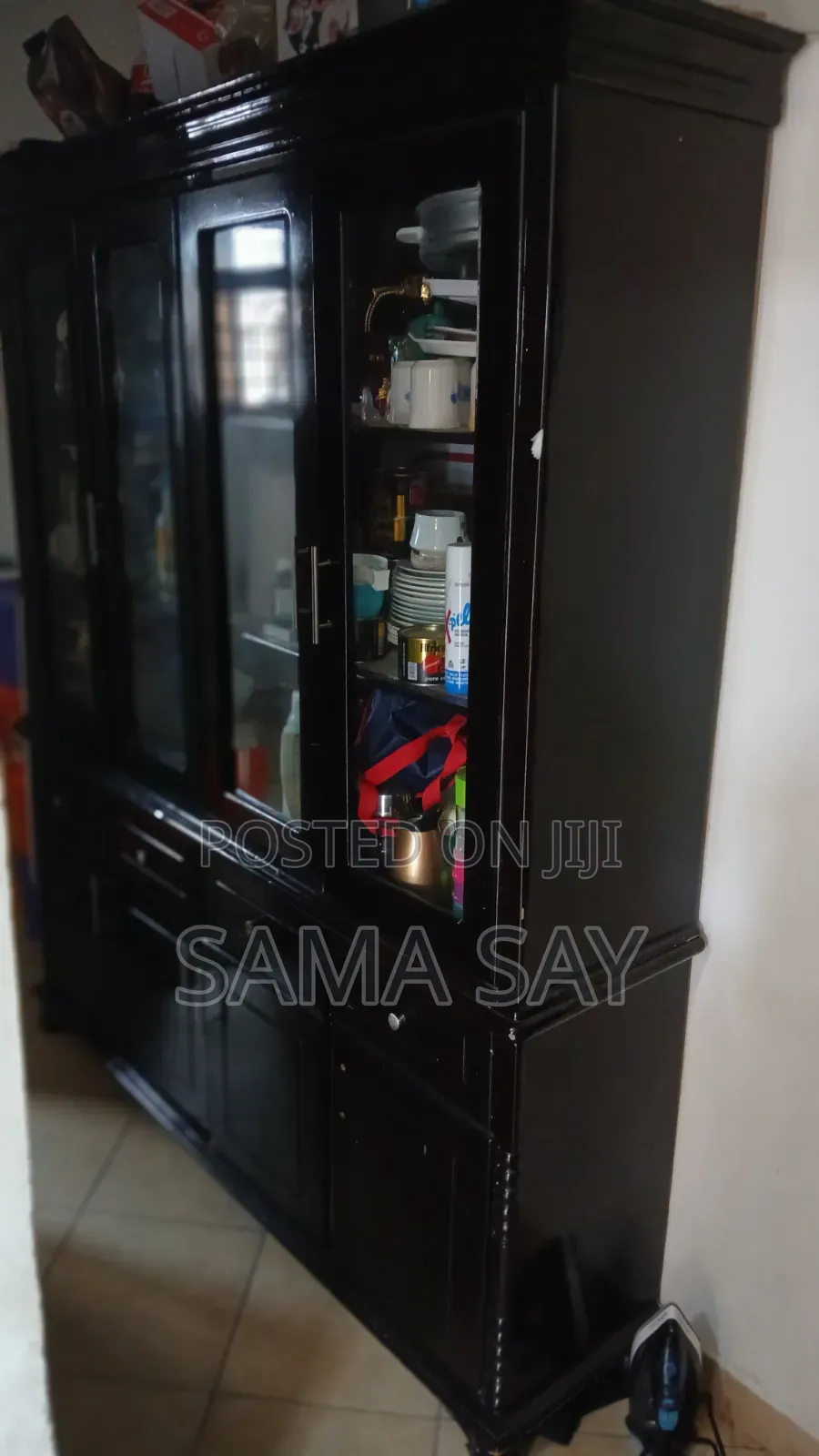 Kabati La Vyombo (Cupboard)