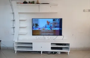 Tv Showcase / Tv Stands