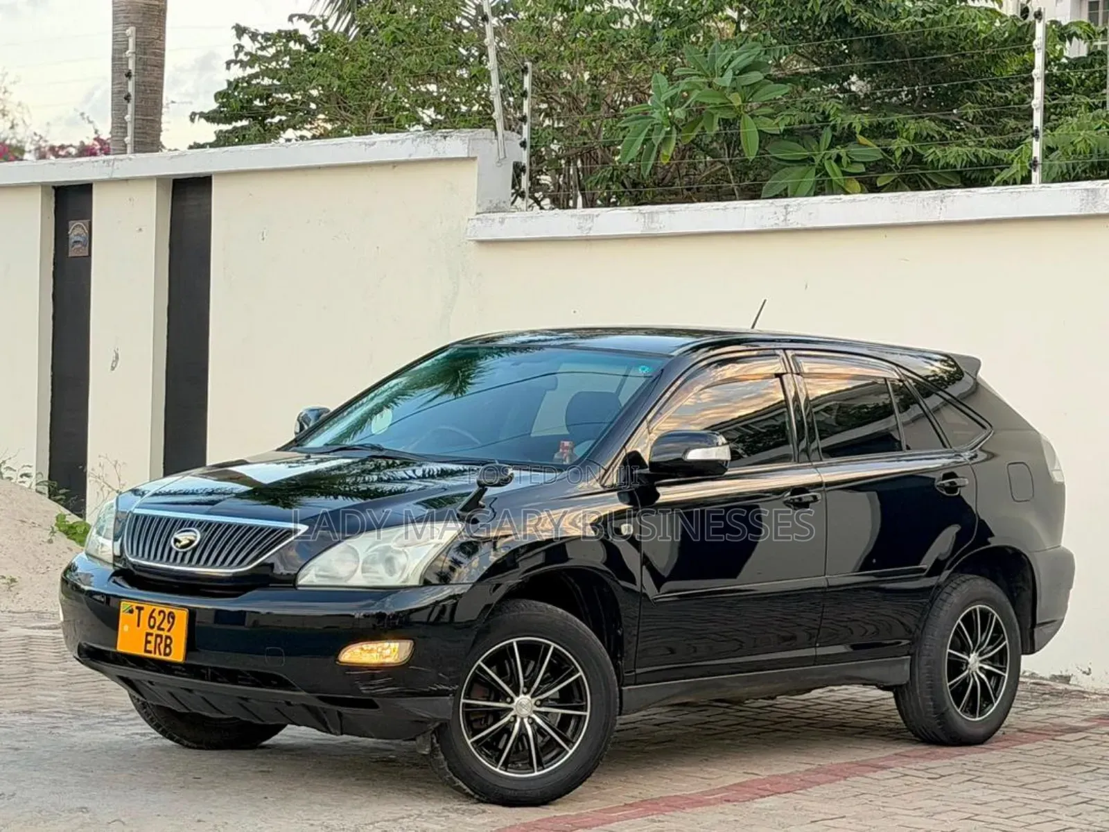 Toyota Harrier 2.4 2006 Black