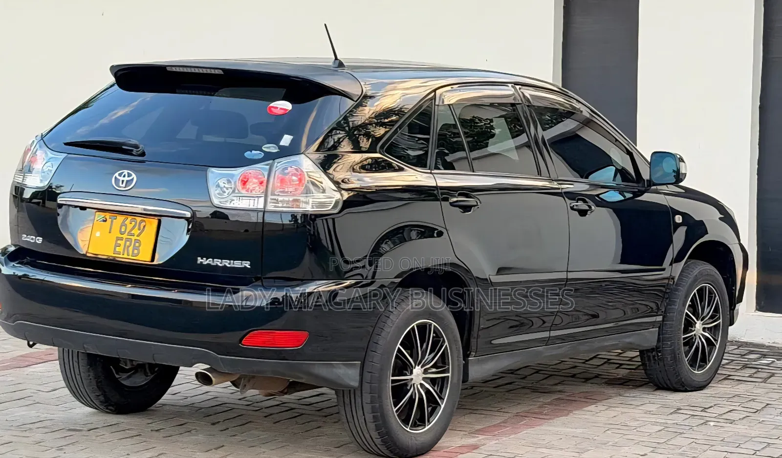 Toyota Harrier 2.4 2006 Black